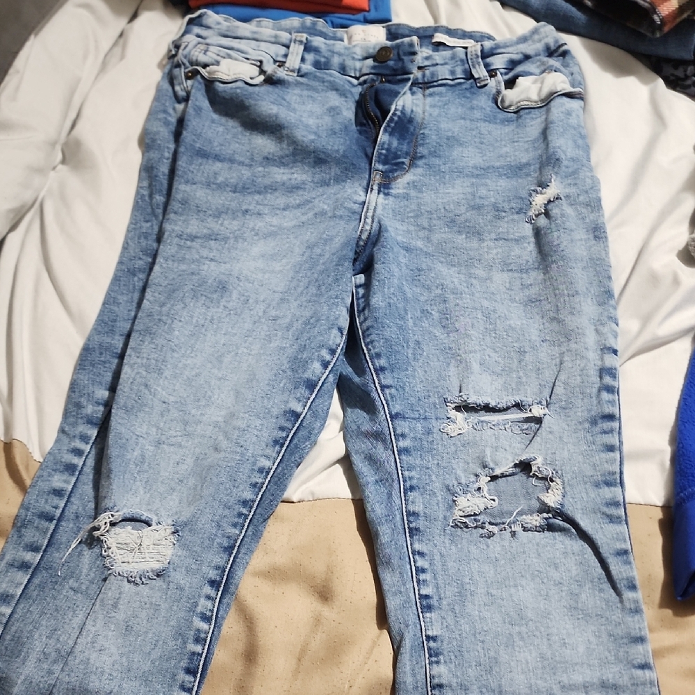 Distressed Light Blue Women's Jeans